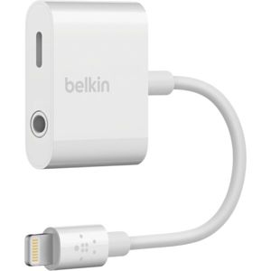 Belkin RockStar 3,5mm Audio + Charge adaptér bílý