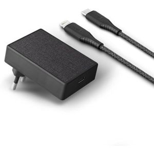 UNIQ Votre Slim Kit USB-C (PD) 18W nabíječka s Lightnign kabelem černá